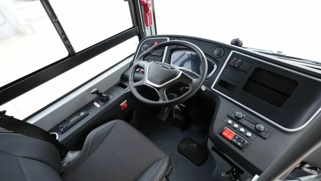 多面開花，多項突破！宇通3月批量大單火熱交付多地