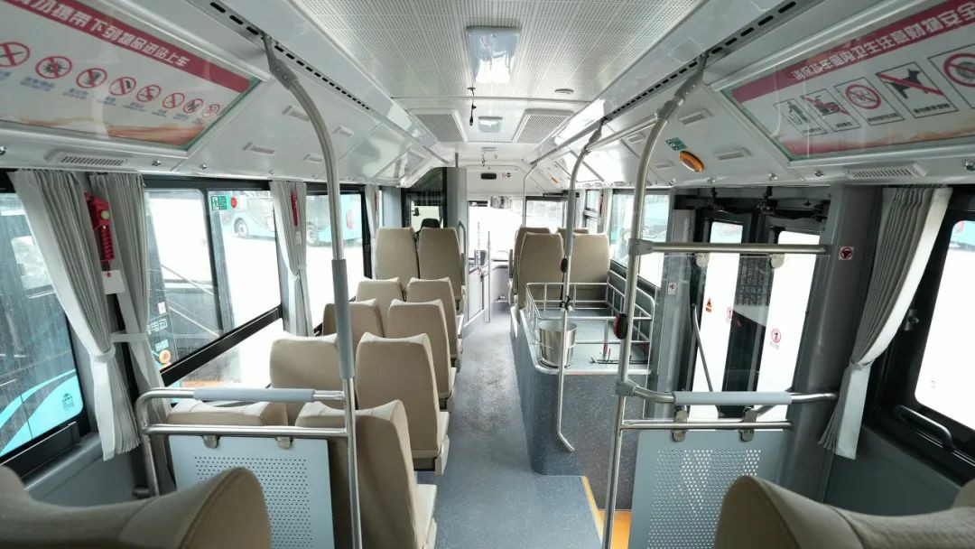 多面開花，多項突破！宇通3月批量大單火熱交付多地