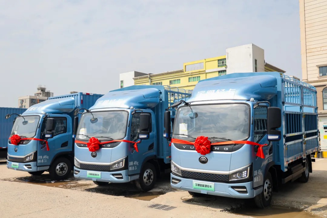 多面開花，多項突破！宇通3月批量大單火熱交付多地