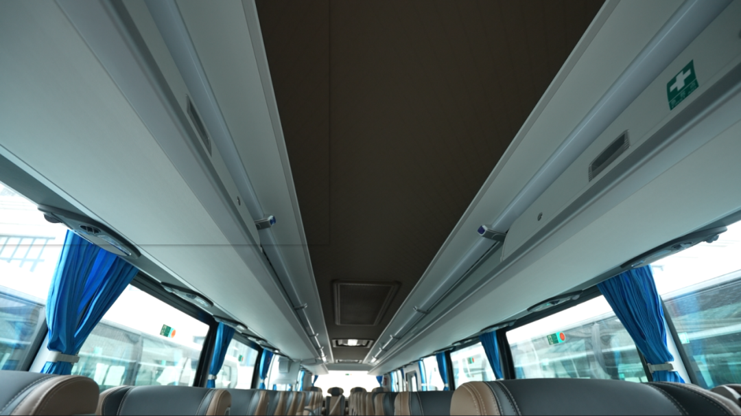 行業(yè)最大批量！宇通100輛高端旅游客車交付新疆