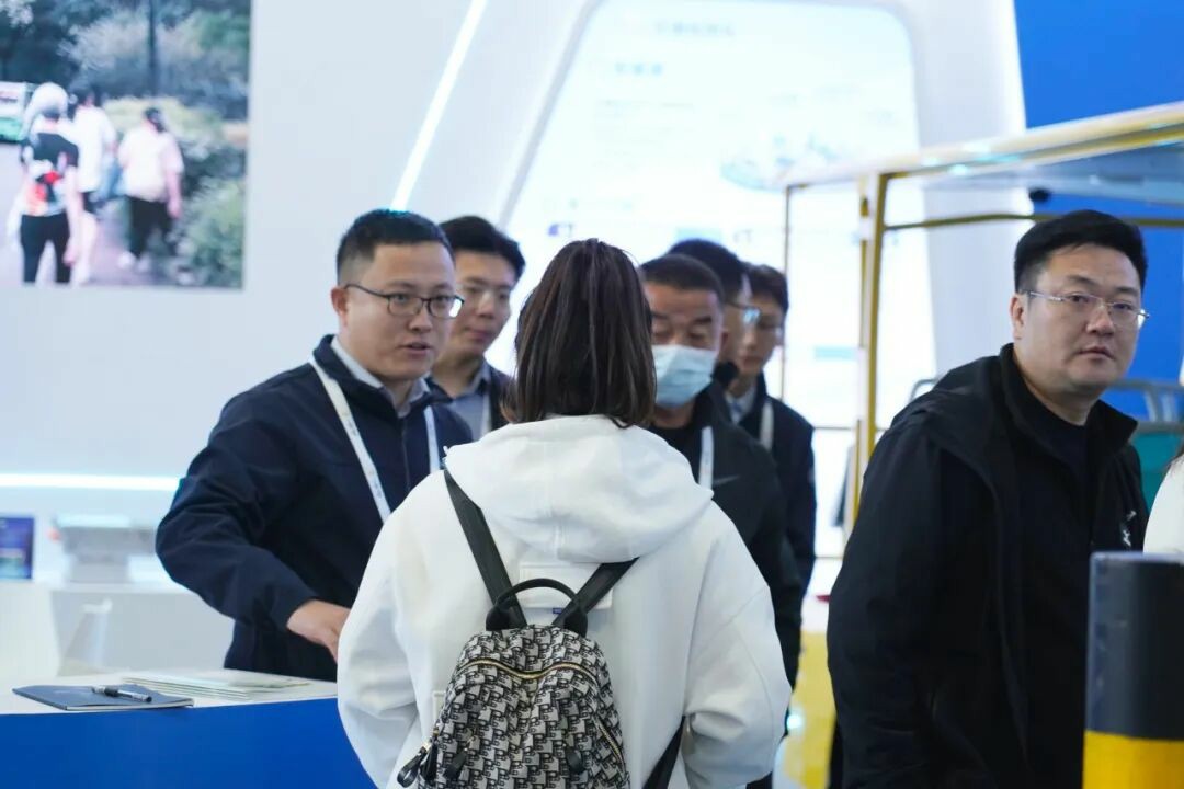 誠(chéng)邀共赴 | 宇通專用車與您相約2025 中國(guó)(鄭州)旅游休閑娛樂產(chǎn)業(yè)博覽會(huì) 誠(chéng)邀共赴 | 宇通專用車與您相約2025 中國(guó)(鄭州)旅游休閑娛樂產(chǎn)業(yè)博覽會(huì)