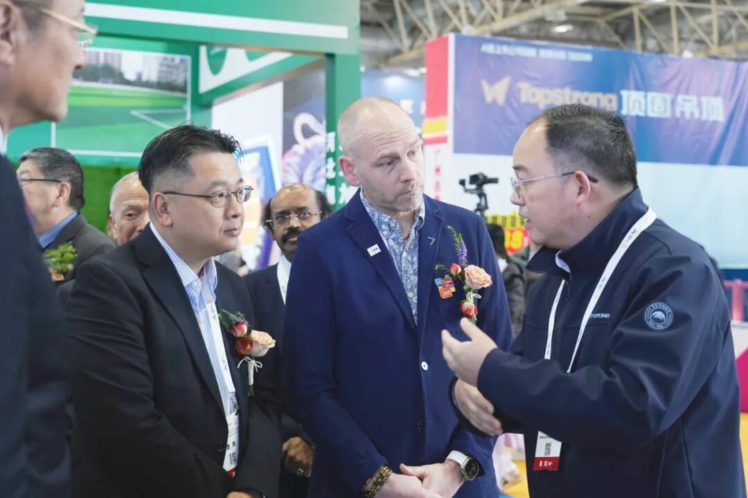 誠(chéng)邀共赴 | 宇通專用車與您相約2025 中國(guó)(鄭州)旅游休閑娛樂產(chǎn)業(yè)博覽會(huì) 誠(chéng)邀共赴 | 宇通專用車與您相約2025 中國(guó)(鄭州)旅游休閑娛樂產(chǎn)業(yè)博覽會(huì)