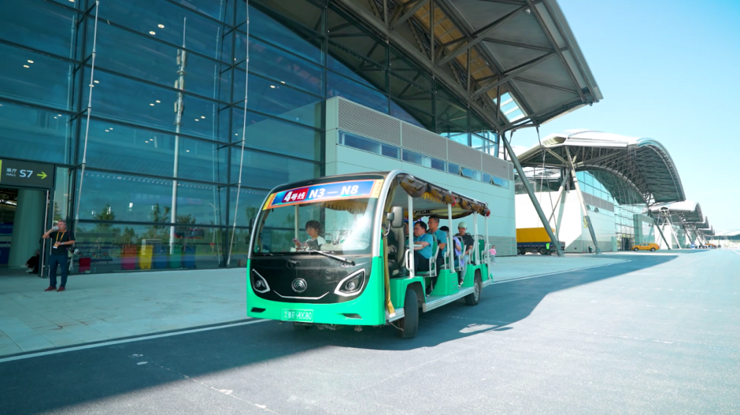 智趣出行，悅動(dòng)未來！宇通觀光車亮相2025中國（鄭州）旅游休閑娛樂產(chǎn)業(yè)博覽會