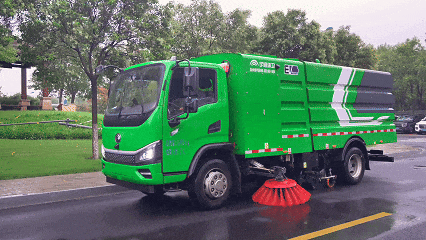 「宇」見好車丨高效應(yīng)對多場景清掃需求，宇通12噸純電洗掃車煥新上市！