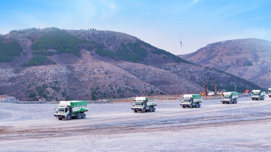 宇礦同行|宇通礦卡受邀參加全球礦業(yè)電氣化峰會，共繪零碳智慧礦山新藍圖！